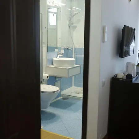 Casa Coral Autoservire Affittacamere Năvodari
