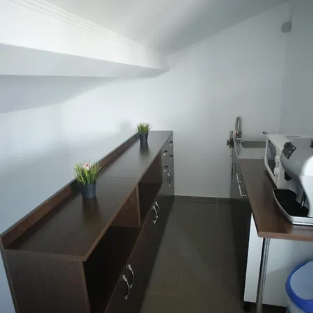 Casa Coral Autoservire Guest house